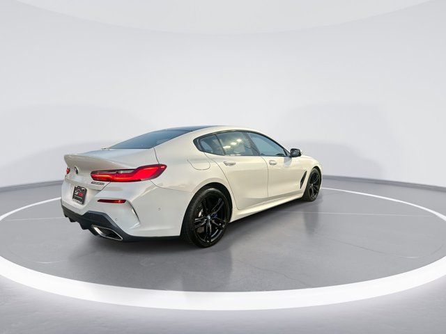 2022 BMW 8 Series 840i