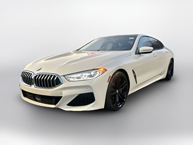 2022 BMW 8 Series 840i