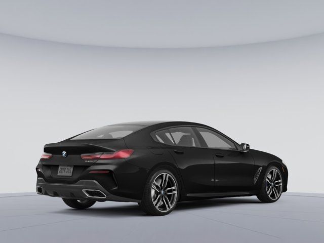 2022 BMW 8 Series 840i