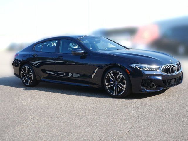 2022 BMW 8 Series 840i