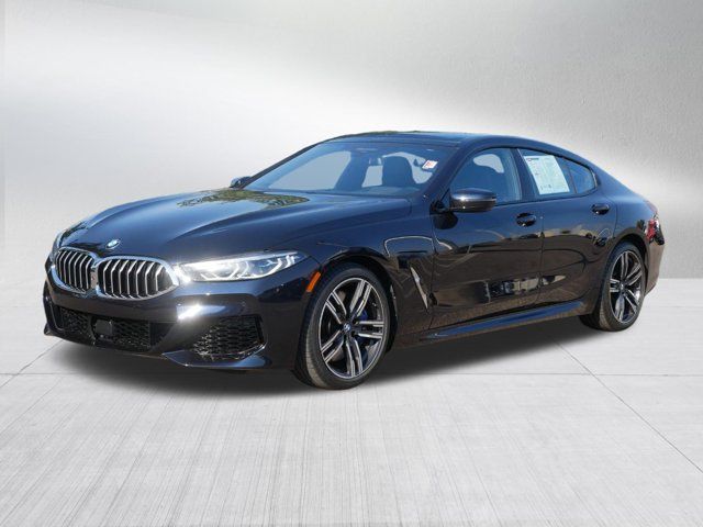 2022 BMW 8 Series 840i