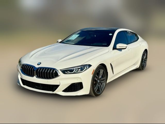 2022 BMW 8 Series 840i