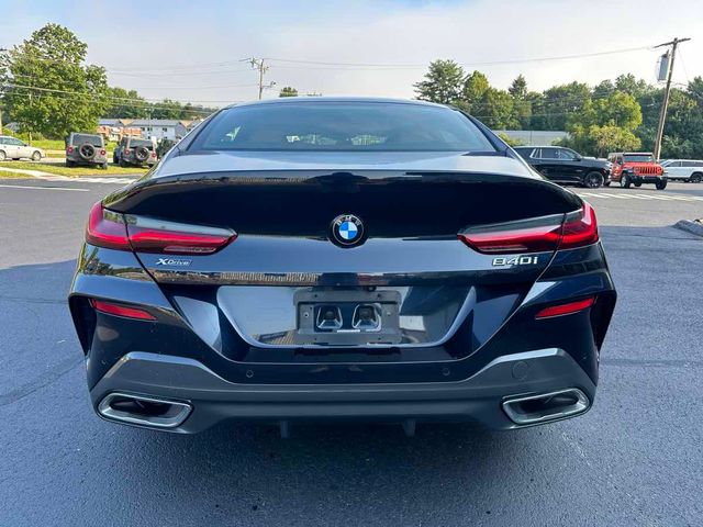 2022 BMW 8 Series 840i