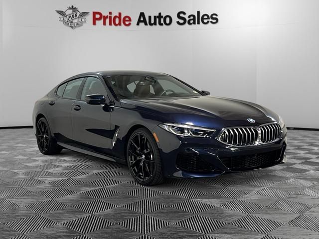 2022 BMW 8 Series 840i