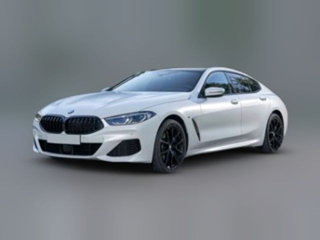 2022 BMW 8 Series 840i