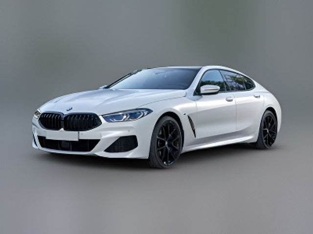 2022 BMW 8 Series 840i