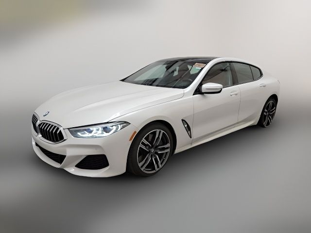 2022 BMW 8 Series 840i