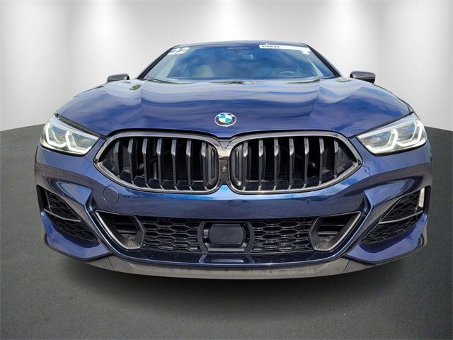 2022 BMW 8 Series M850i