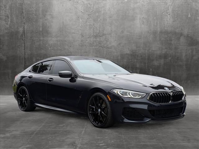 2022 BMW 8 Series M850i