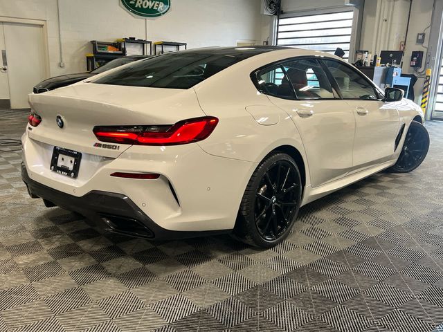 2022 BMW 8 Series M850i