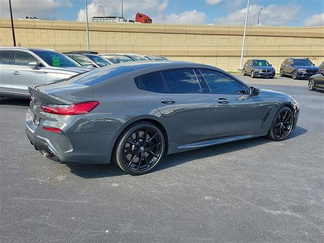 2022 BMW 8 Series M850i