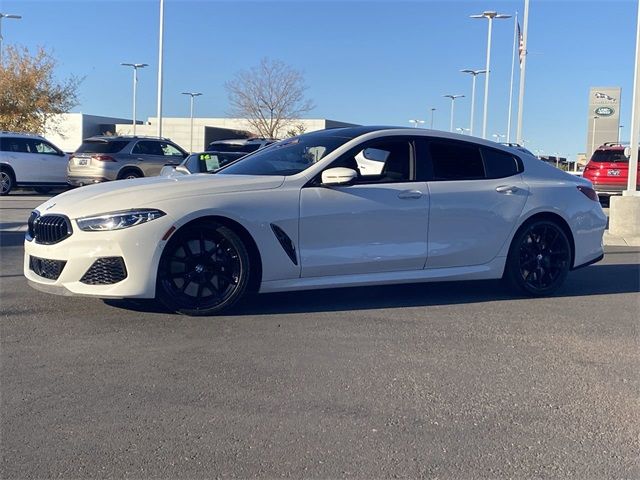 2022 BMW 8 Series M850i