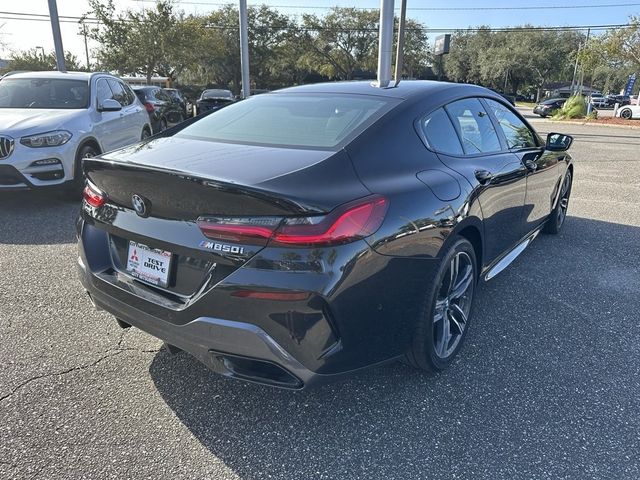 2022 BMW 8 Series M850i