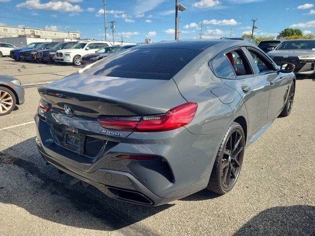 2022 BMW 8 Series M850i