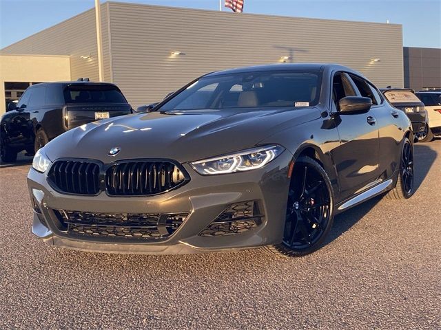 2022 BMW 8 Series M850i