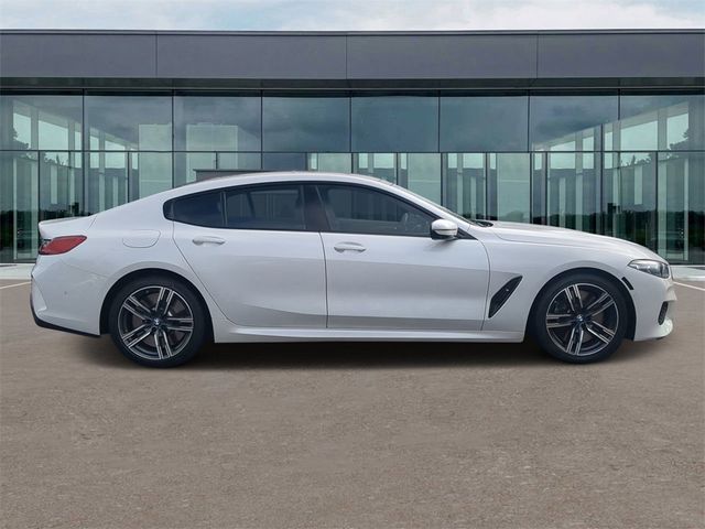 2022 BMW 8 Series M850i