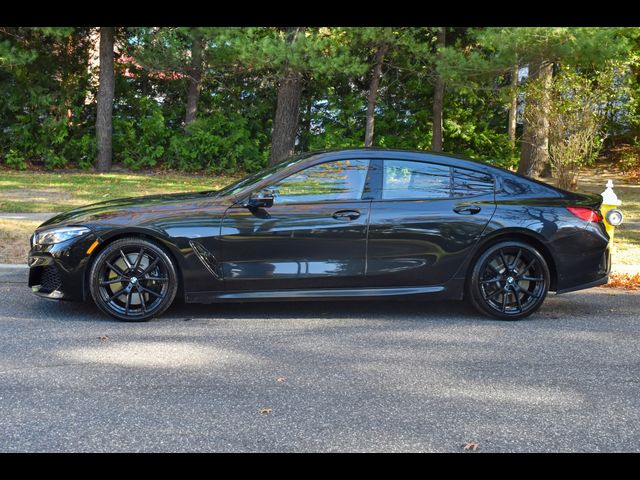 2022 BMW 8 Series M850i