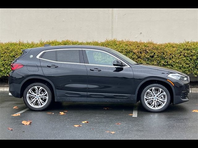 2022 BMW X2 sDrive28i