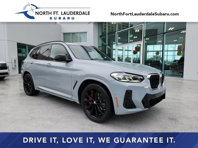 2022 BMW X3 M40i