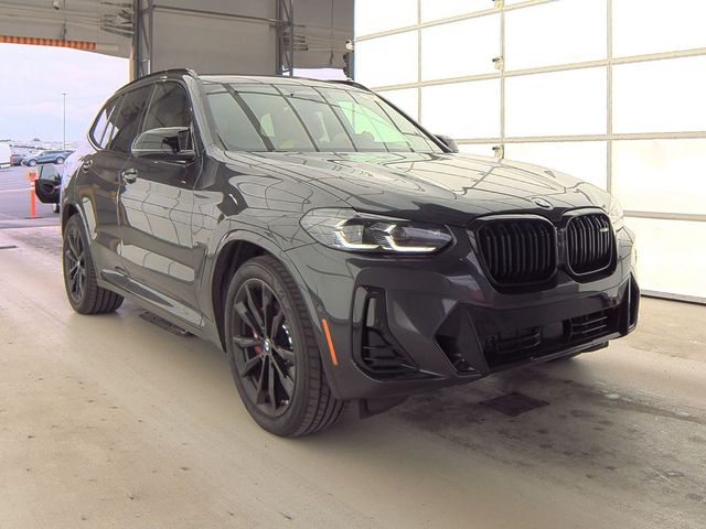 2022 BMW X3 M40i