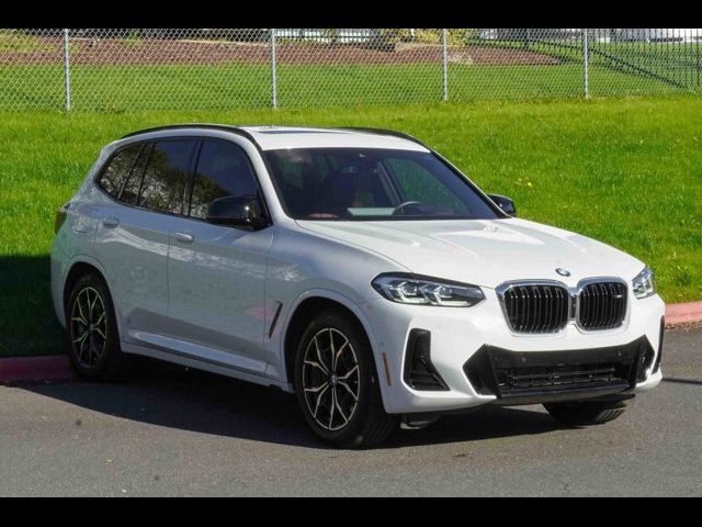 2022 BMW X3 M40i