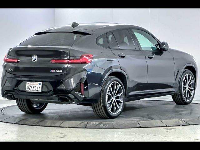 2022 BMW X4 M40i