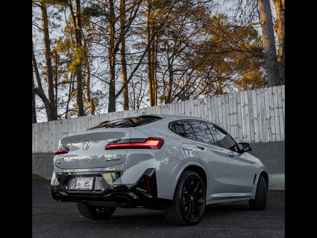 2022 BMW X4 M40i