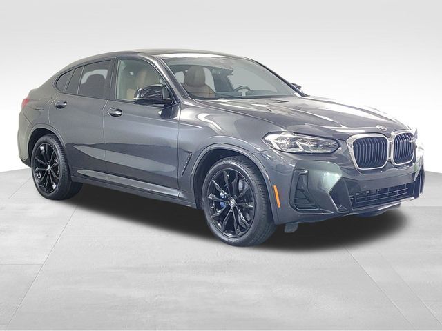 2022 BMW X4 M40i