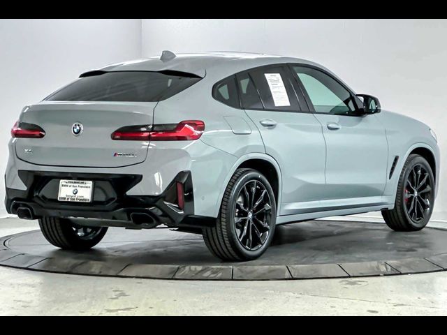 2022 BMW X4 M40i