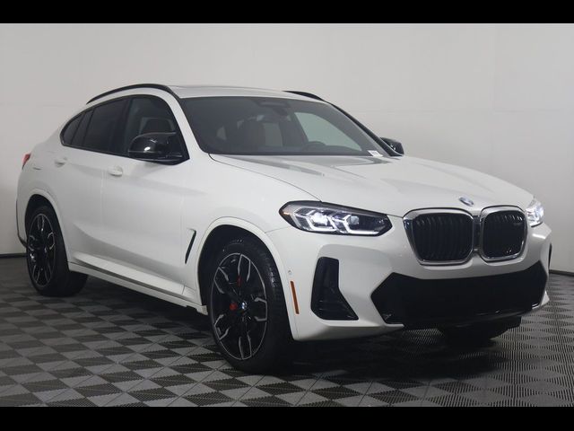 2022 BMW X4 M40i