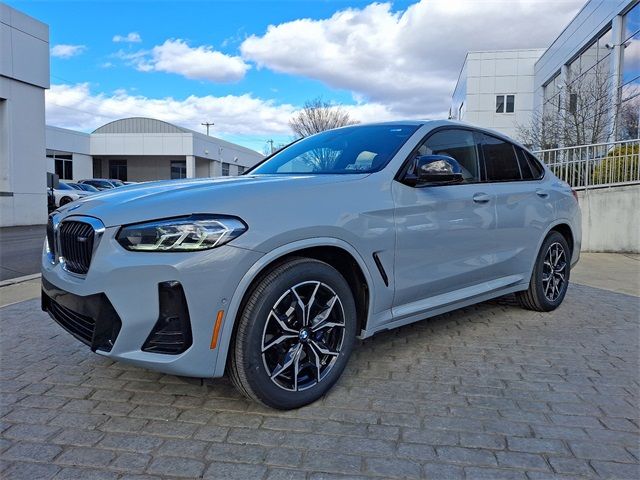 2022 BMW X4 M40i