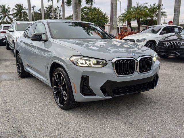 2022 BMW X4 M40i