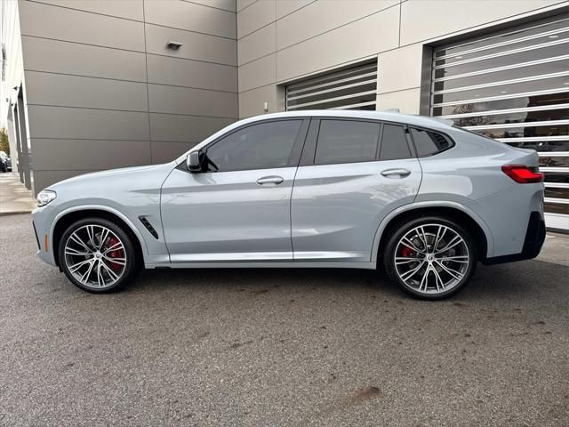 2022 BMW X4 M40i