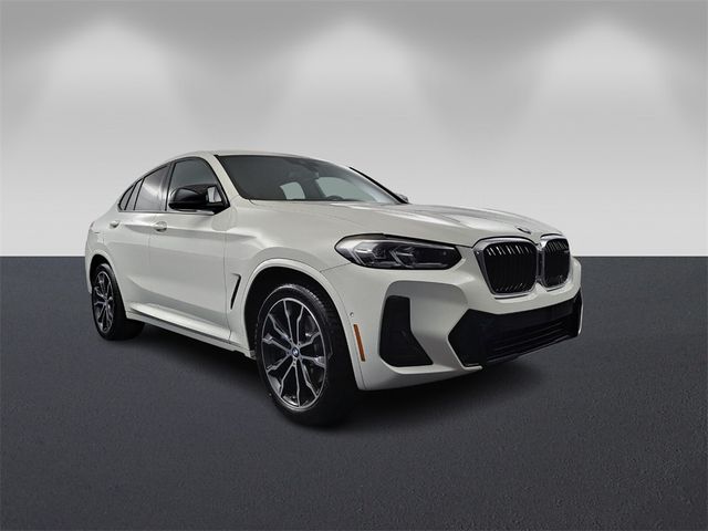 2022 BMW X4 M40i