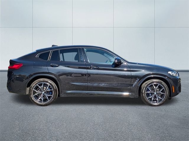 2022 BMW X4 M40i