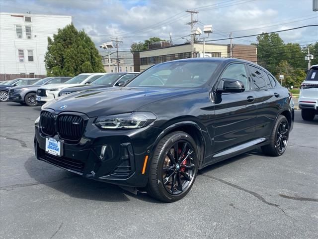 2022 BMW X4 M40i