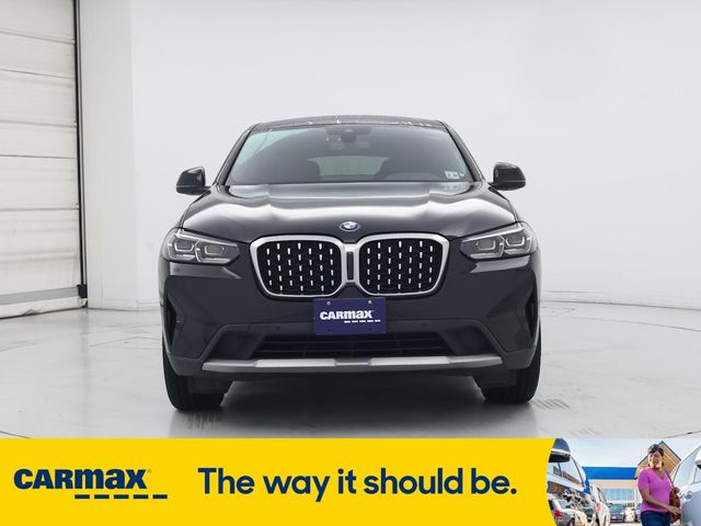 2022 BMW X4 xDrive30i