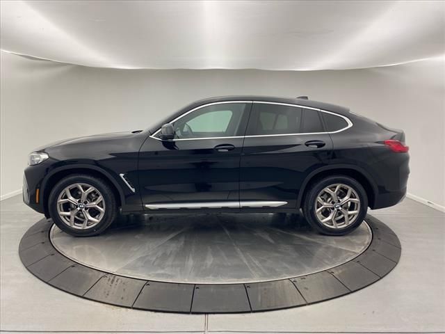 2022 BMW X4 xDrive30i