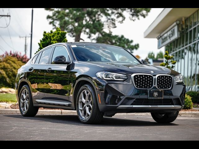 2022 BMW X4 xDrive30i