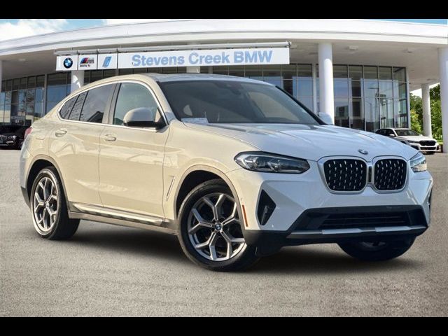 2022 BMW X4 xDrive30i