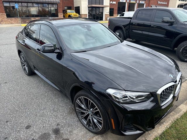 2022 BMW X4 xDrive30i