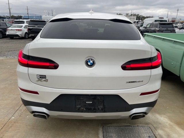 2022 BMW X4 xDrive30i