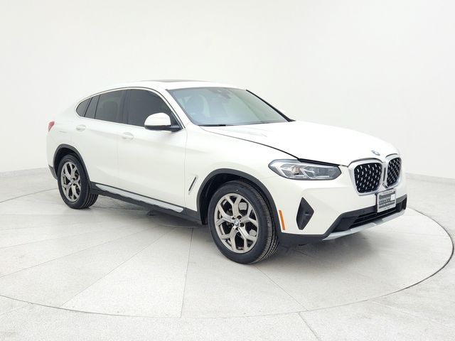 2022 BMW X4 xDrive30i