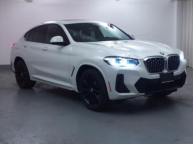 2022 BMW X4 xDrive30i