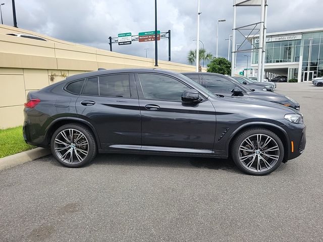 2022 BMW X4 xDrive30i