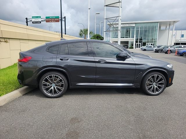 2022 BMW X4 xDrive30i