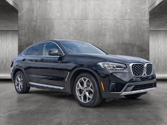 2022 BMW X4 xDrive30i