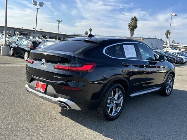 2022 BMW X4 xDrive30i