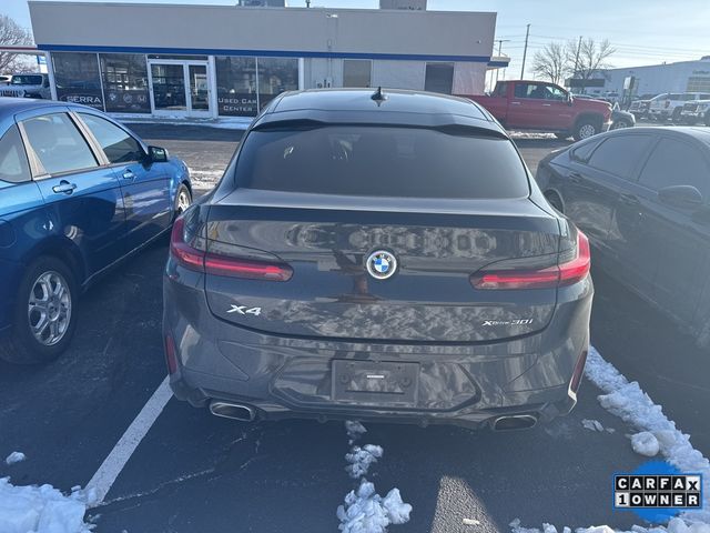 2022 BMW X4 xDrive30i