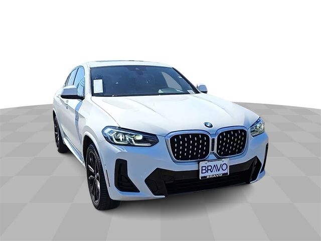 2022 BMW X4 xDrive30i